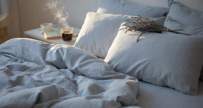 У меня теперь даже старое и затхлое постельное бельё приятно пахнет. Помогла простая хитрость для стирки, которую применяли еще в СССР