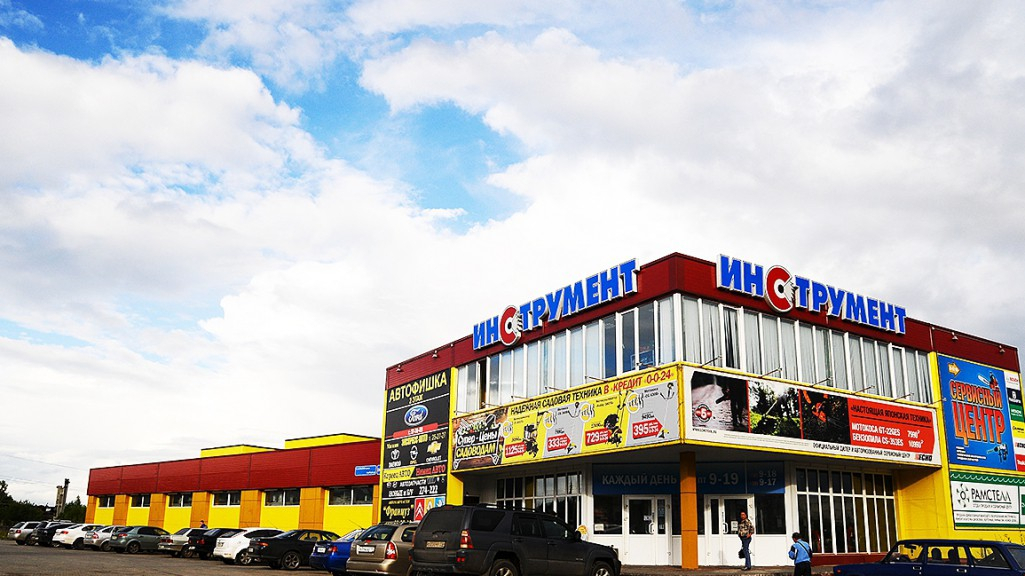 В магазин «Инструмент» в Сыктывкаре требуется старший продавец