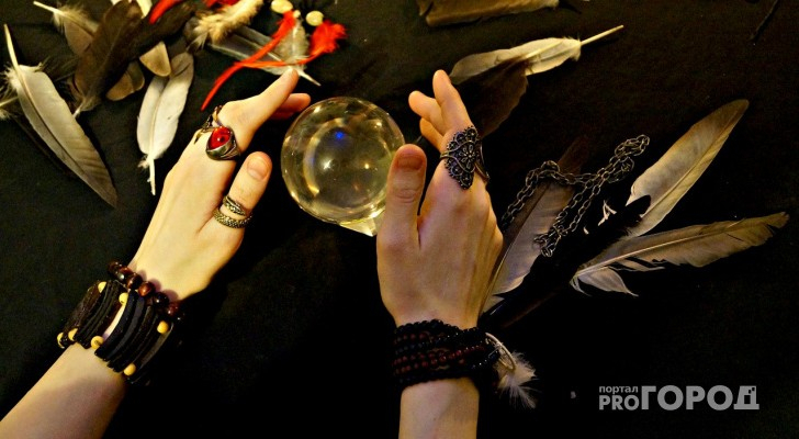 Гороскоп на 25 августа: Водолеи жаждут активной деятельности, а у Тельцов будет удачный шопинг