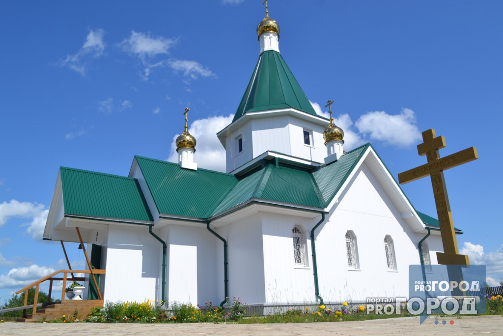 В Сыктывкаре вандал устроил погром в церкви