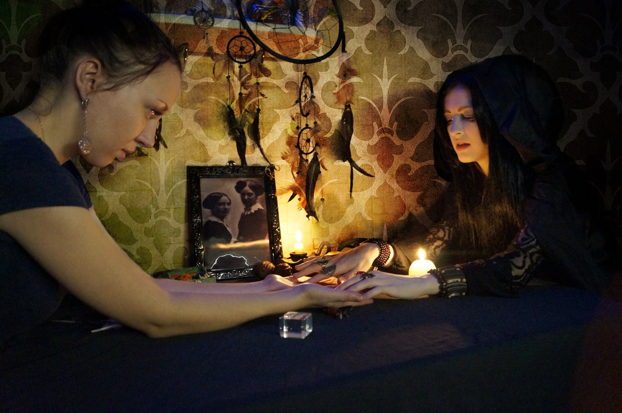 Гороскоп на 26 сентября: Девам нужно расставить приоритеты, а Скорпионам - проявить тактичность