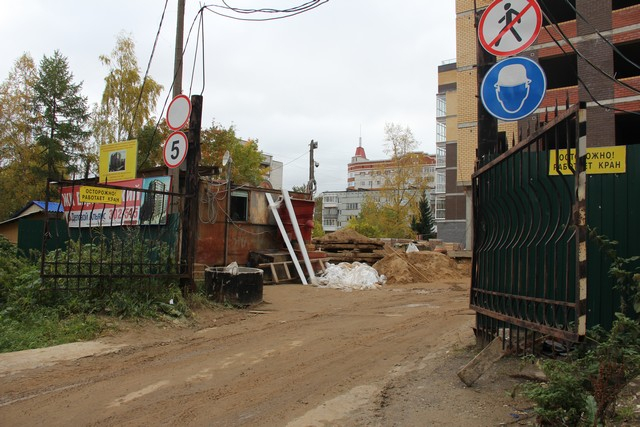 Улицы Сыктывкара загрязняются из-за халатности строителей (фото)