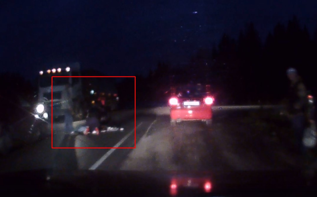 Авторегистратор снял ДТП в Коми, где насмерть сбили женщину (видео)