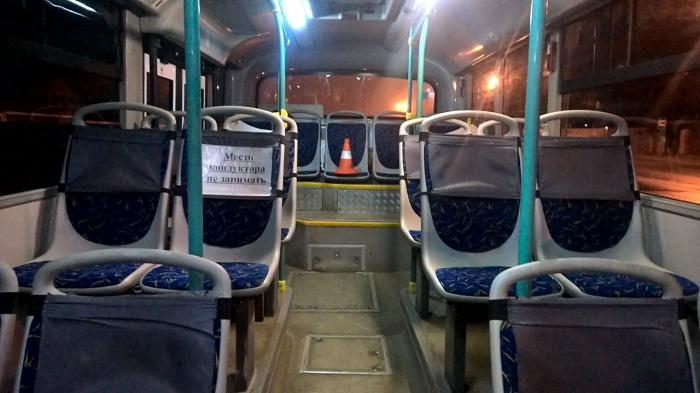 В Сыктывкаре мужчина получил травмы во время поездки в автобусе (фото)