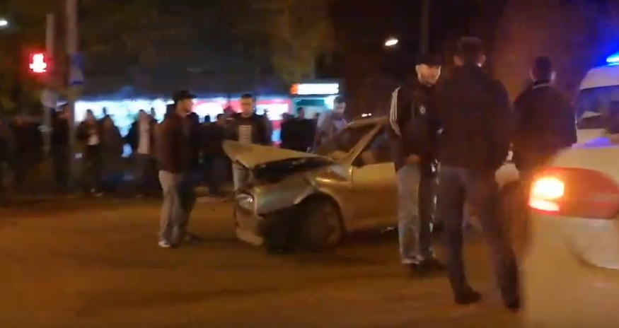 В Сыктывкаре возле «Пармы» две машины превратились в груду металла, есть пострадавшие