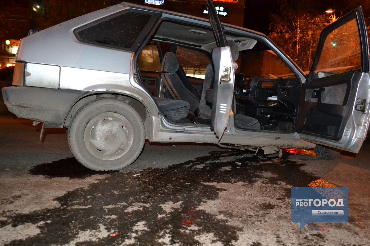 Водитель, по вине которого в ДТП в Сыктывкаре пострадали дети, оказался таксистом-нелегалом