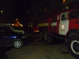 В Сыктывкаре 14 пожарных тушили туалет в квартире