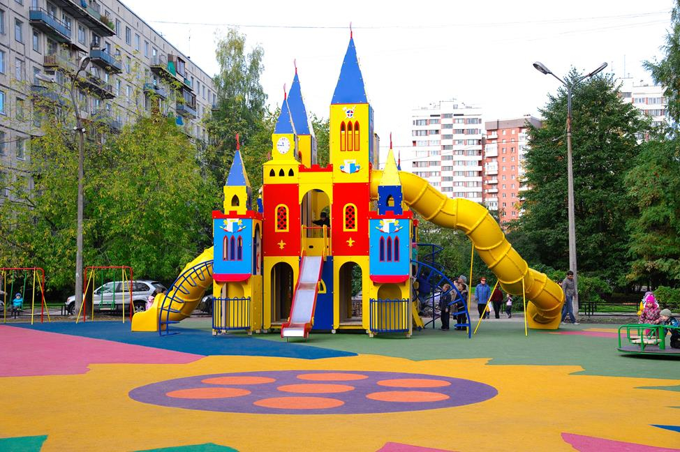 Компания «Элина» в Сыктывкаре: детские площадки от проекта до установки