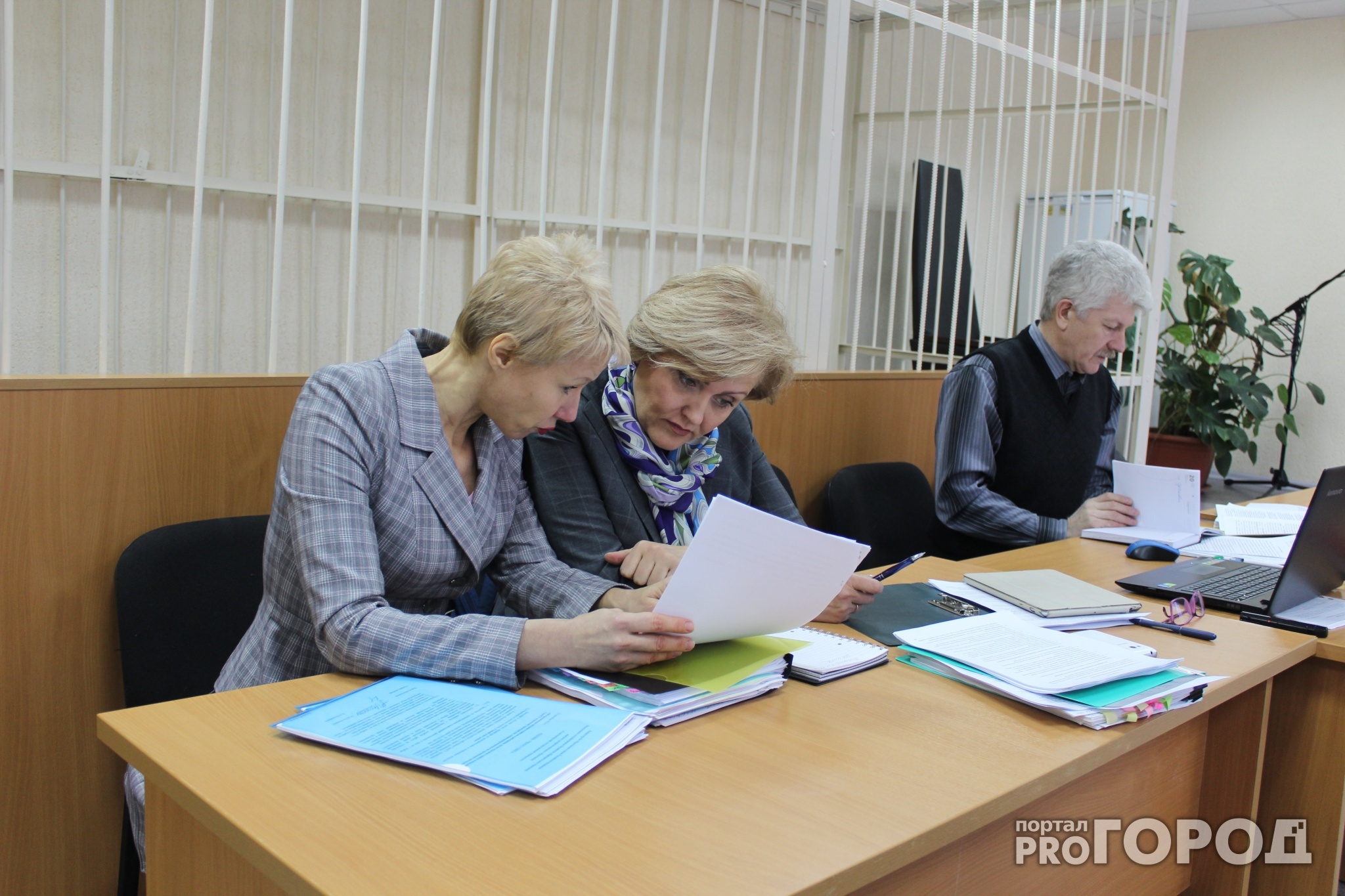В Верховном суде Коми адвокат Истиховской заявил, что она принесла СГУ только пользу