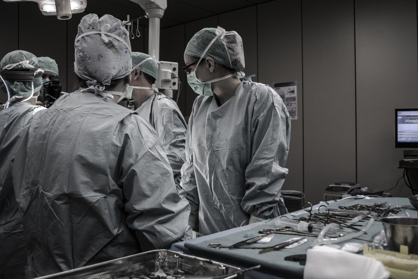 Сыктывкарские хирурги спасли мужчине жизнь, проведя уникальную операцию