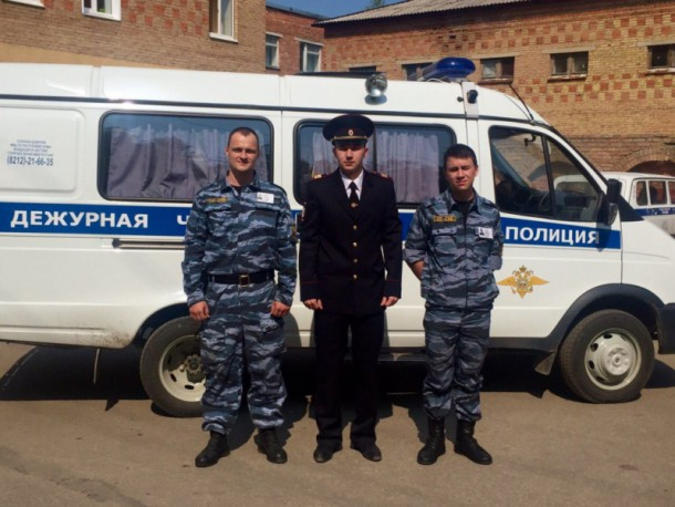 Путин наградил полицейского из Коми, который спас на пожаре человека