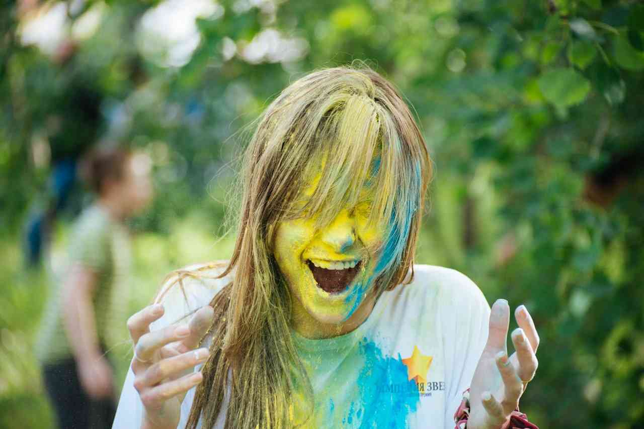 Гороскоп на 22 ноября: Овнам захочется больше трудиться, а Рыбам - наполнить жизнь яркими красками