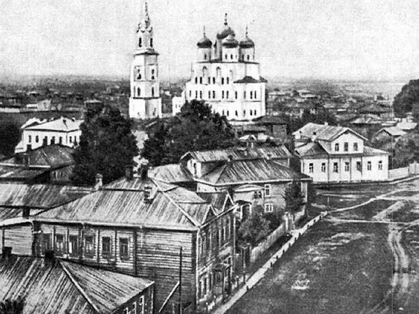 Мэрия возвращает облик исторического центра Сыктывкара (фото)