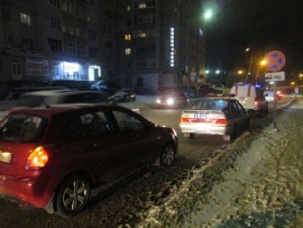 В Сыктывкаре автоледи сбила женщину на пешеходном переходе