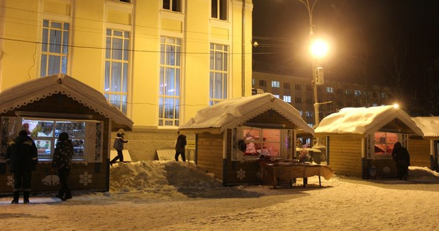 На Стефановской площади Сыктывкара открылась рождественская ярмарка