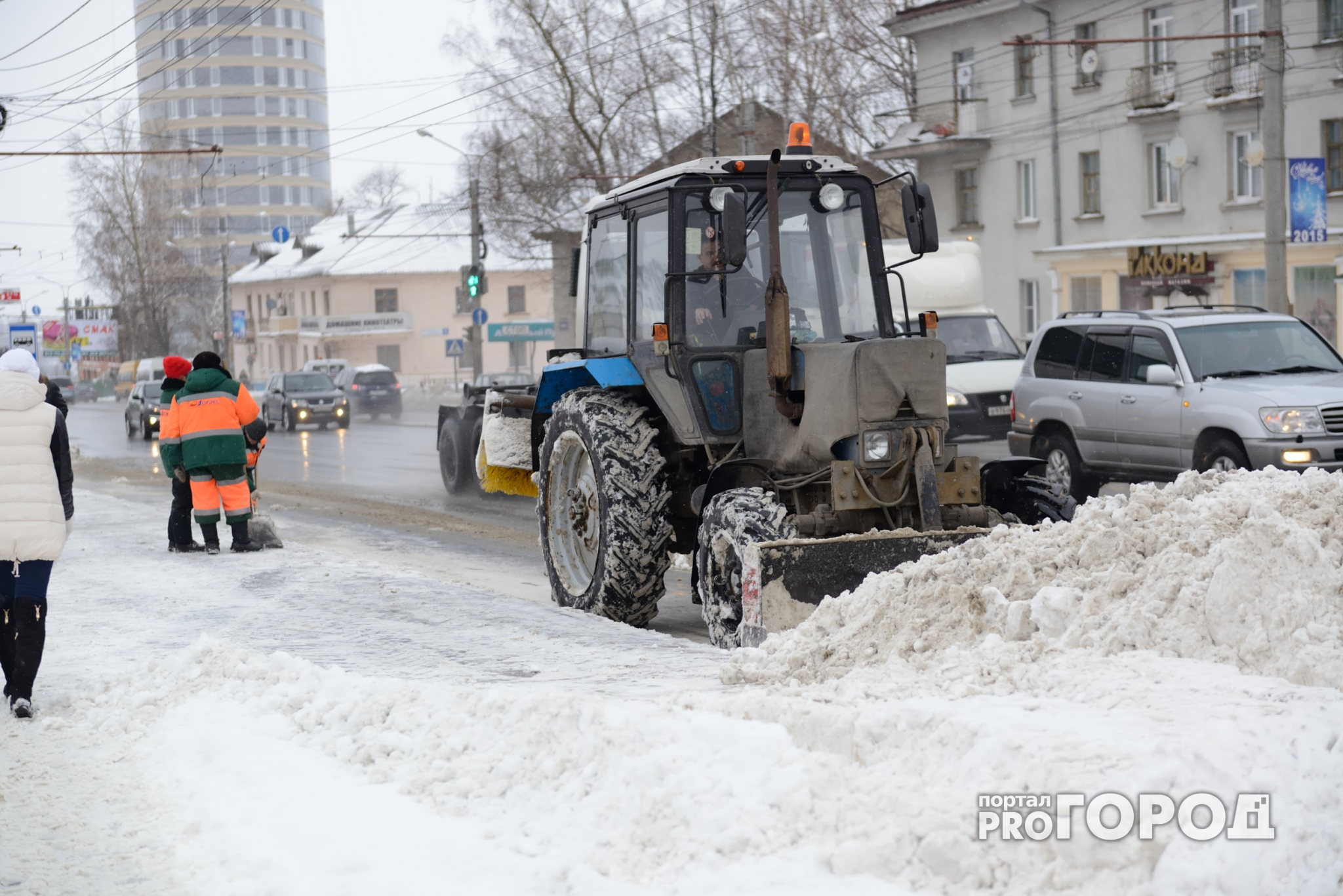 Мэр Сыктывкара Валерий Козлов отчитал управляющие компании за уборку снега
