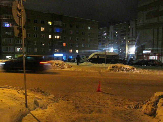 В Коми Volkswagen Gоlf сбил женщину (фото)