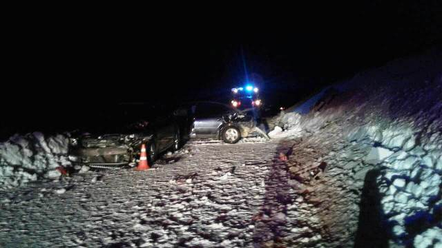 В Коми на строящейся трассе из-за пьяного водителя пострадали три человека (фото)