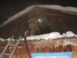 На пожаре под Сыктывкаром погибли пятилетняя девочка и молодой парень