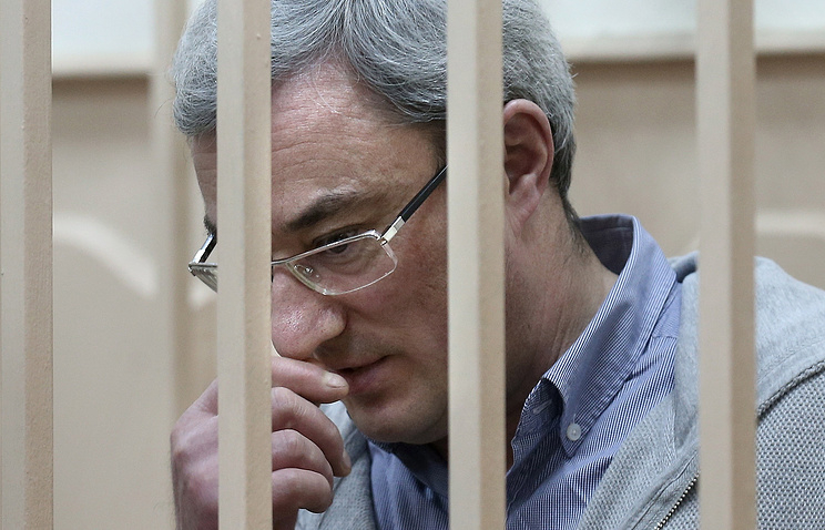 В Москве суд принял решение о домашнем аресте экс-главы Коми Гайзера
