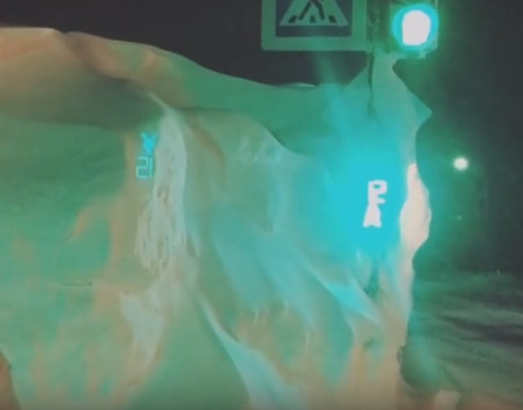 В Коми сильнейшая пурга замела снегом светофоры (видео)