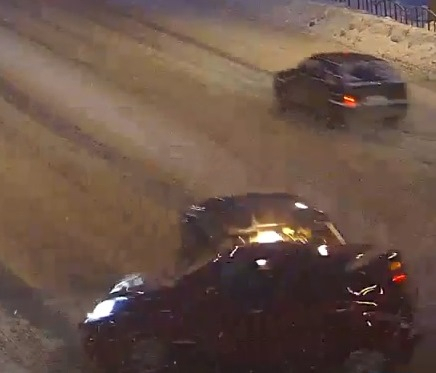 Появилось видео ДТП в утренний час пик на Октябрьском проспекте в Сыктывкаре