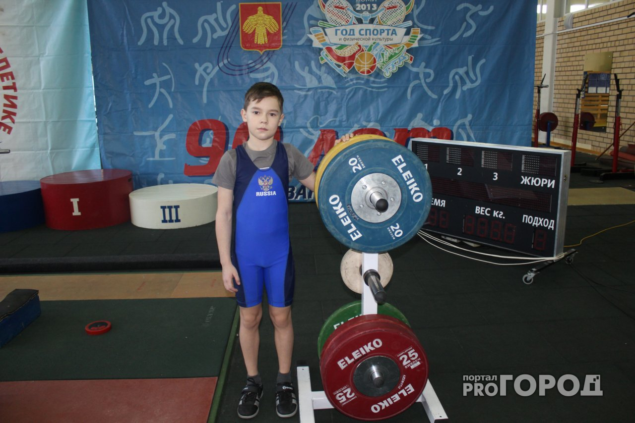 8-летний штангист из Сыктывкара, который стал чемпионом России, рассказал о пути к победе