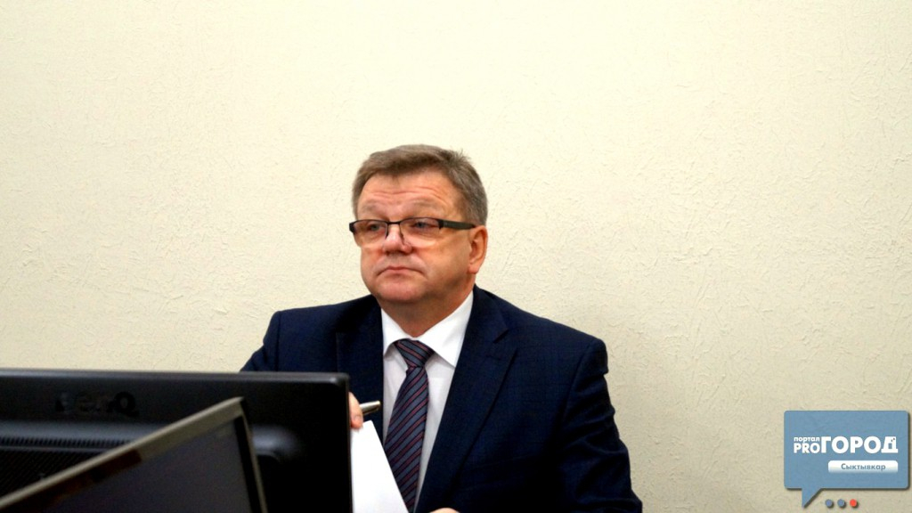 Бывший мэр Сыктывкара Андрей Самоделкин попросил помочь ему оплатить кредит
