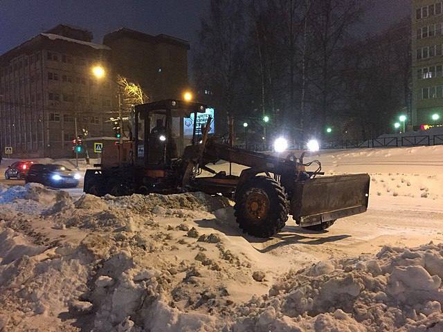 Из-за снегопадов коммунальные службы Сыктывкара переведены на усиленный режим