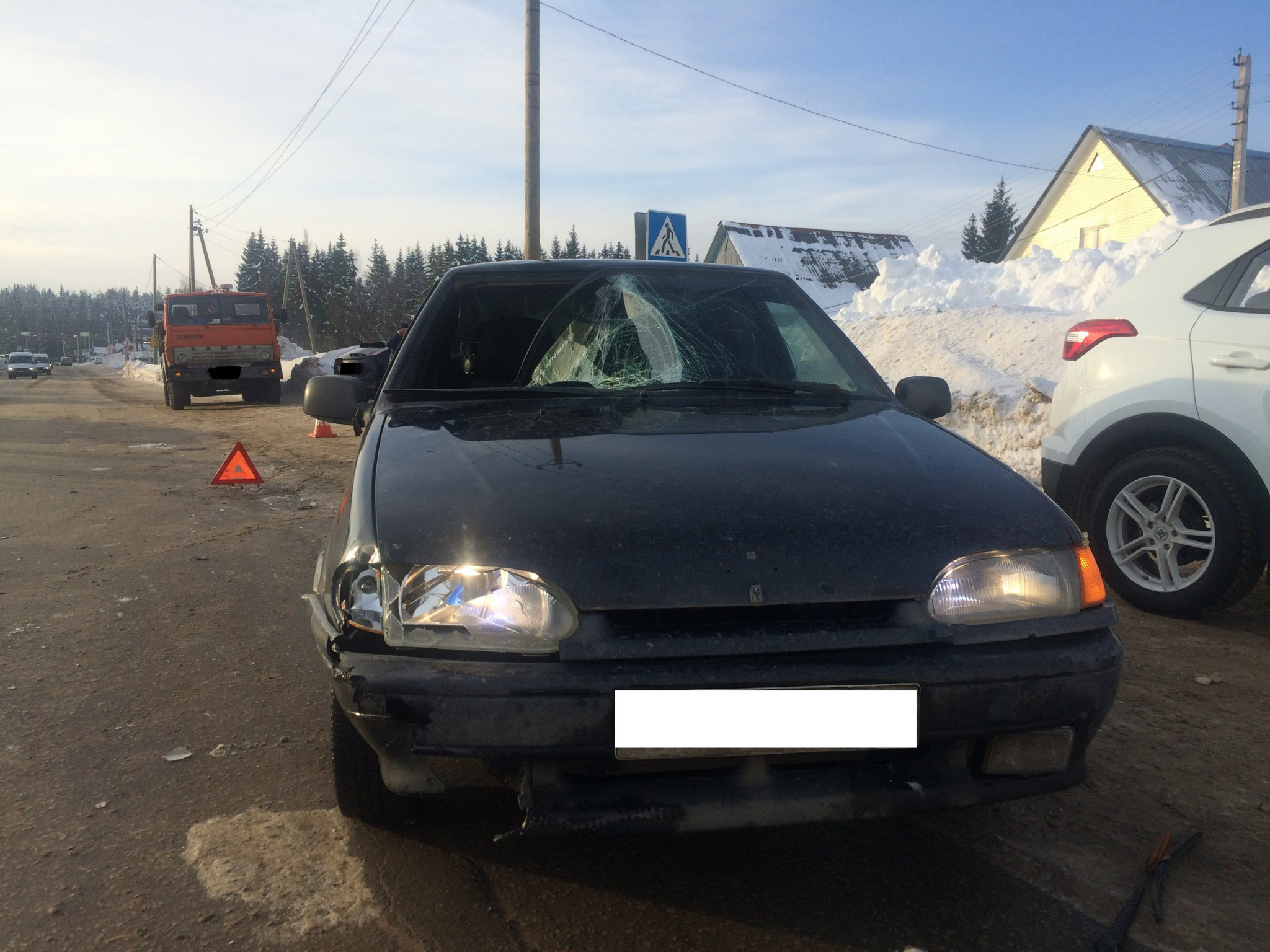 В Сыктывкаре возле базы «Динамо» молодой водитель сбил пожилого пешехода