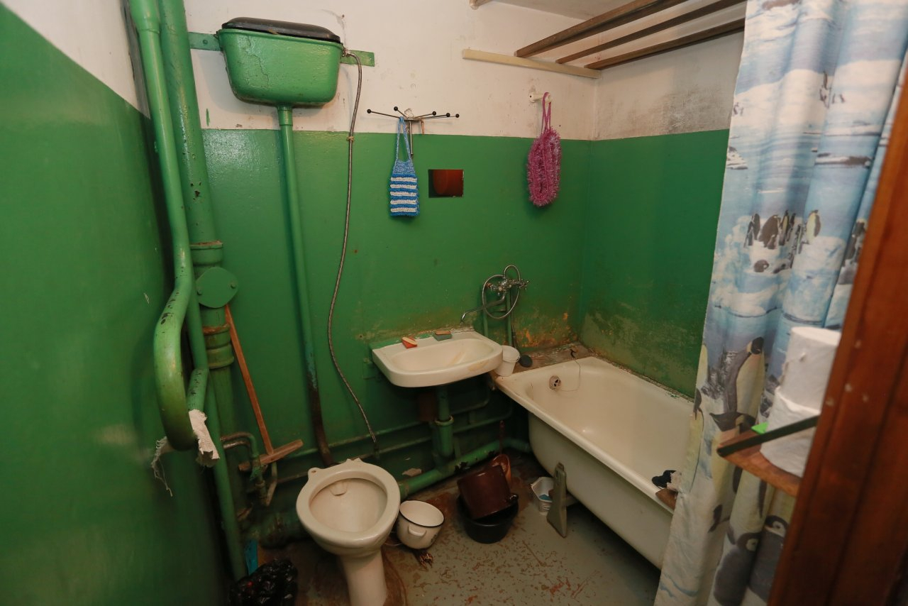 Житель Коми убил знакомого за то, что тот испачкал ему ванную