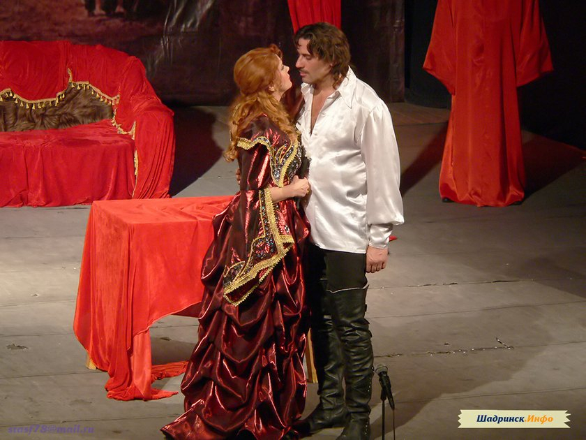 3 марта в Сыктывкаре покажут легендарный спектакль «Декамерон» с Верой Сотниковой в главной роли