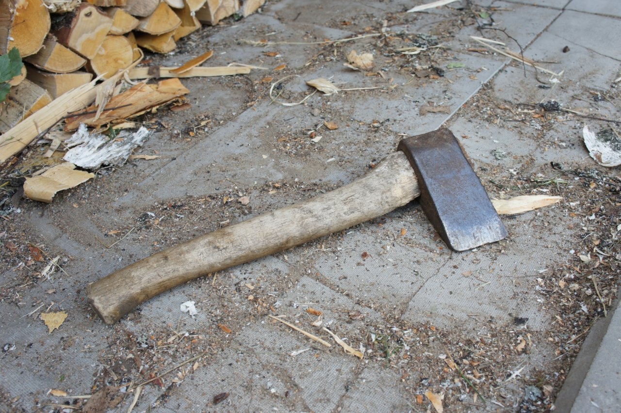 Гороскоп на 27 февраля: Близнецам не стоит рубить сплеча, а Рыбам - перегибать палку