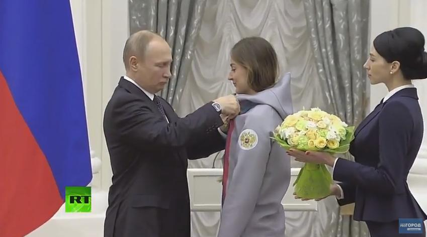 Путин вручил лыжнице из Коми Юлии Белоруковой награду «За заслуги перед Отечеством»