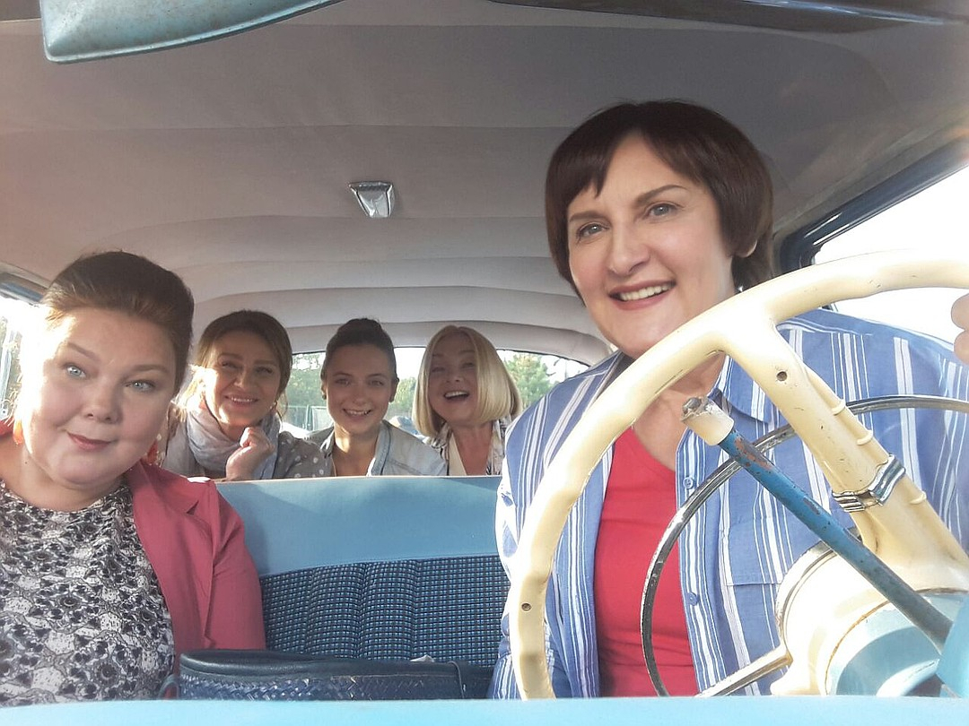 Актриса из Сыктывкара снялась в комедии с Александрой Бортич и Сергеем Шнуровым