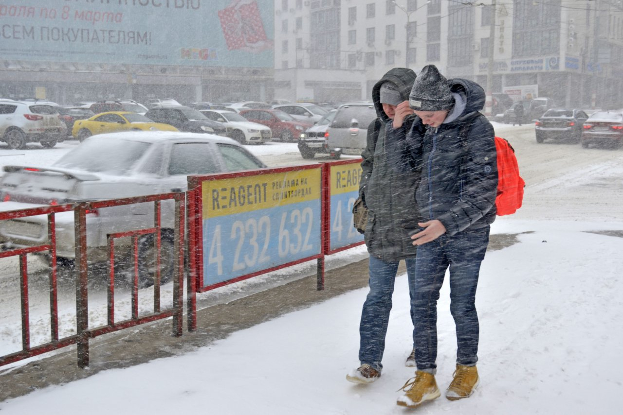 Погода в Сыктывкаре 7 марта: искать подарки любимым женщинам придется в штормовой ветер