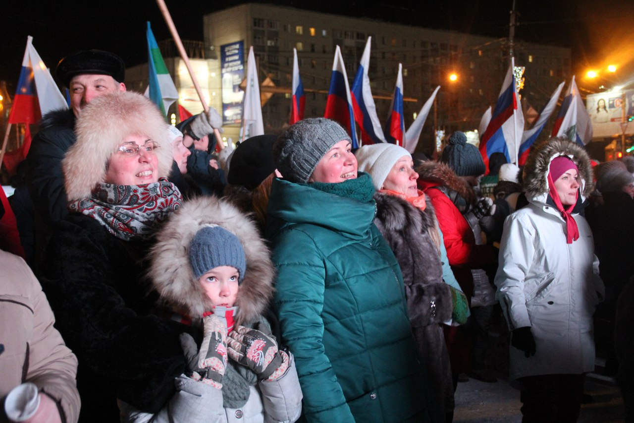 Сыктывкарцы вышли на митинг в честь присоединения Крыма (фото)