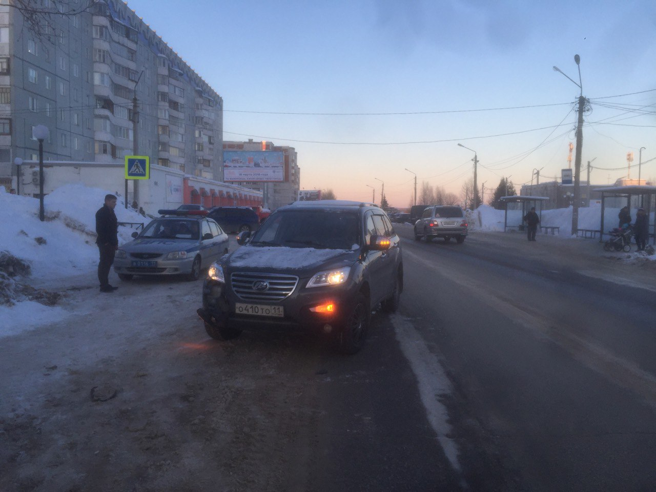 В Сыктывкаре молодой водитель на «Лифане» сбил пятилетнего мальчика (фото)