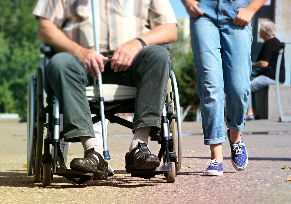 В Сыктывкаре упитанного инвалида обидели - не дали бесплатную коляску