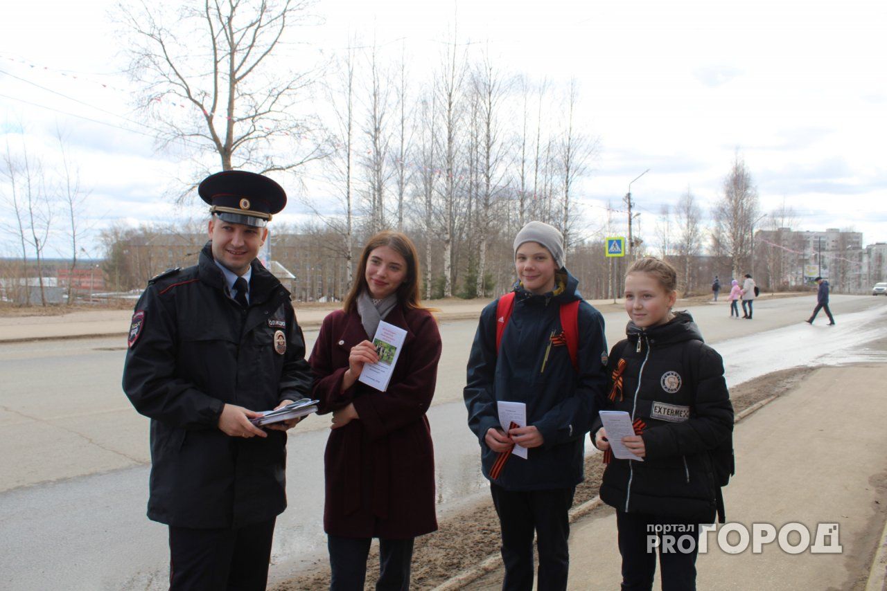 Сыктывкарские школьники приняли участие в рейде ГИБДД (фото)