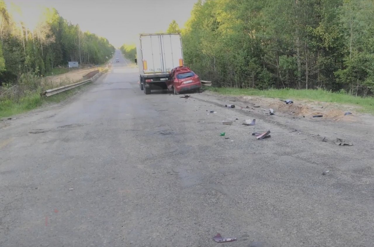 Житель Коми попал в смертельное ДТП в Вологодской области (фото)