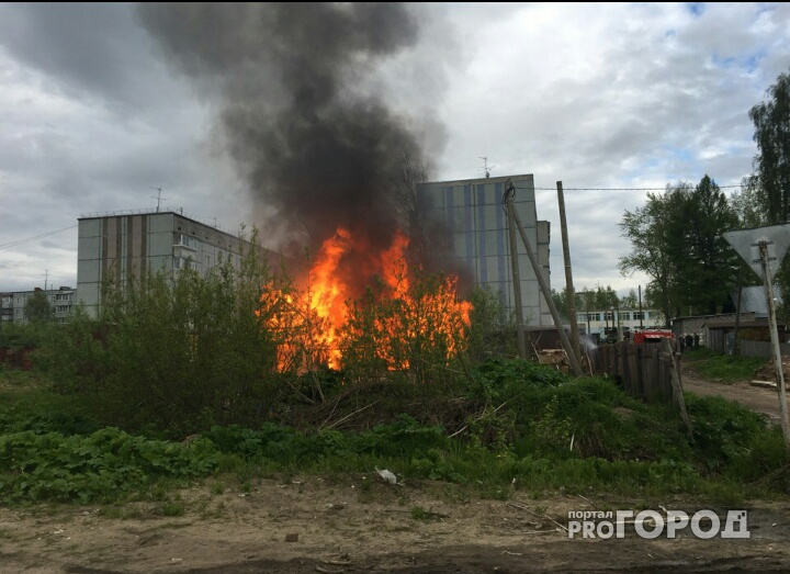 В Сыктывкаре дотла сгорел дом (фото)