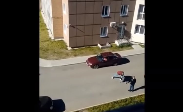 Сыктывкарцы ополчились на автора видео убийства парня на детской площадке