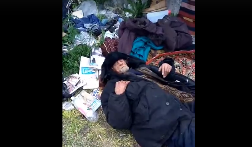 Видео о больном бездомном старике из Коми заставило людей прослезиться