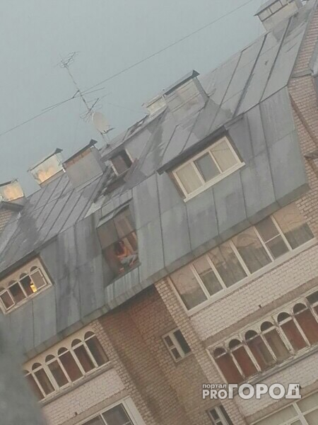 В Сыктывкаре пара занималась сексом прямо на крыше жилого дома (фото)