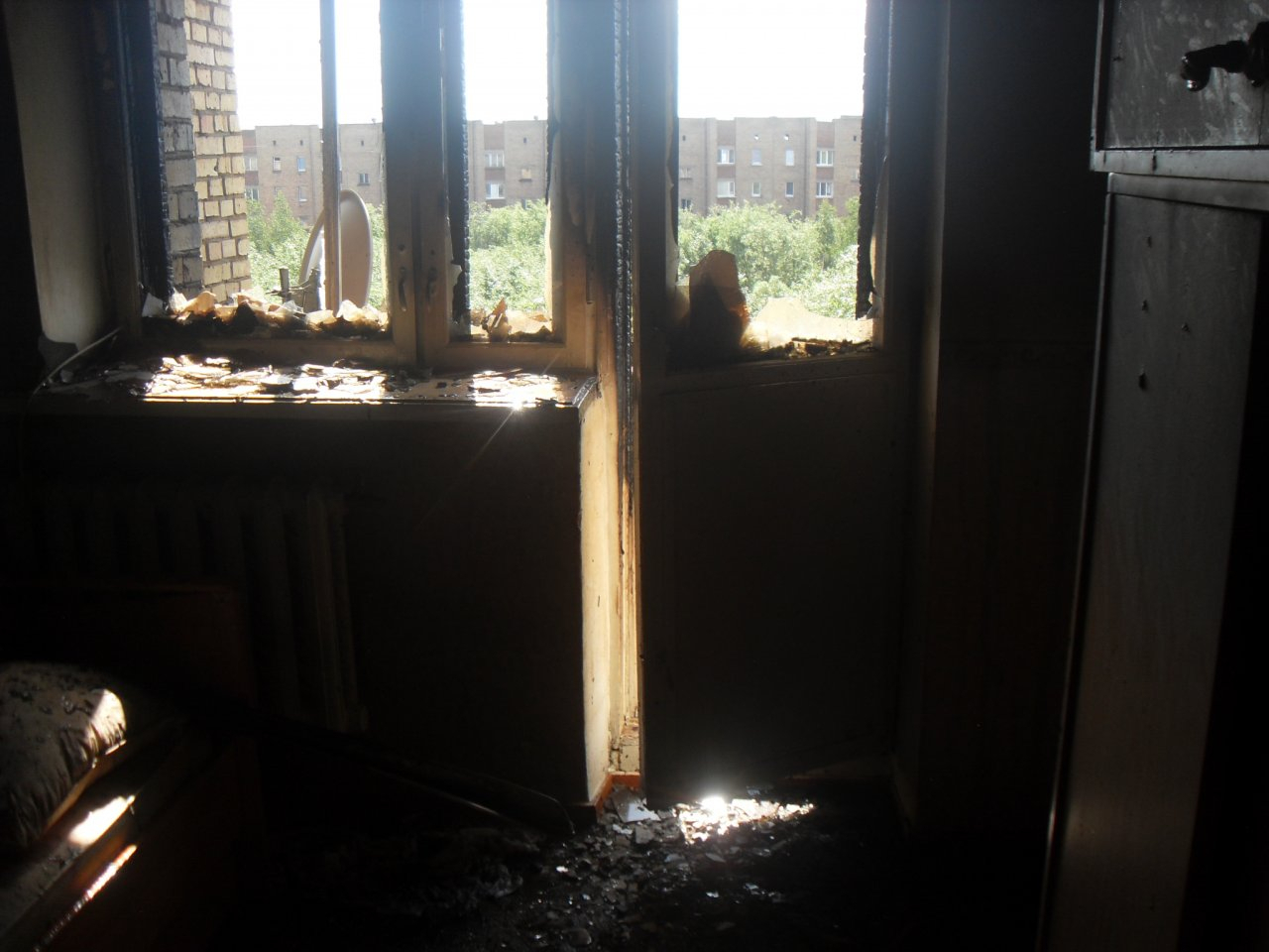 В Коми молодой мужчина снял квартиру и сгорел в ней (фото)