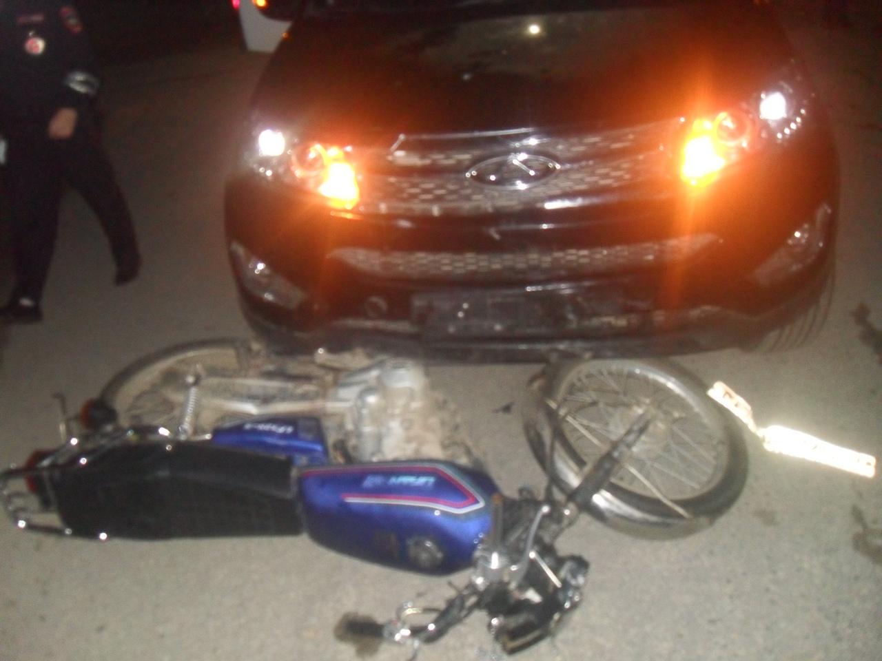 В Коми женщина за рулем «Черри» сбила мотоциклиста