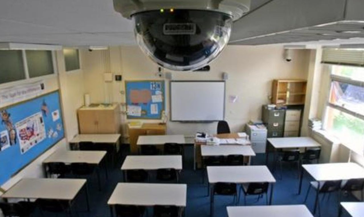 В 19 школах Коми установят видеокамеры