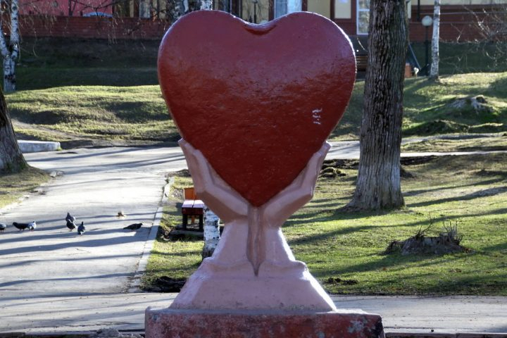 Из сыктывкарского Кировского парка убрали арт-объект «Сердце»
