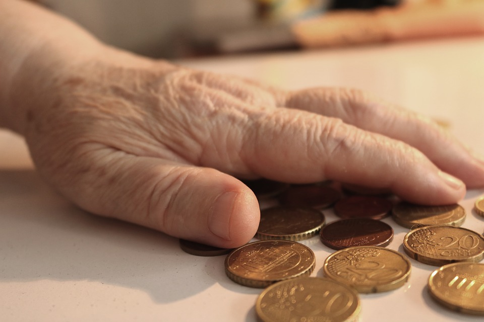 В Коми изменится график выплаты пенсий